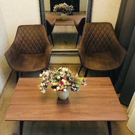 2Nd Floor Hotel 트빌리시 외부 사진