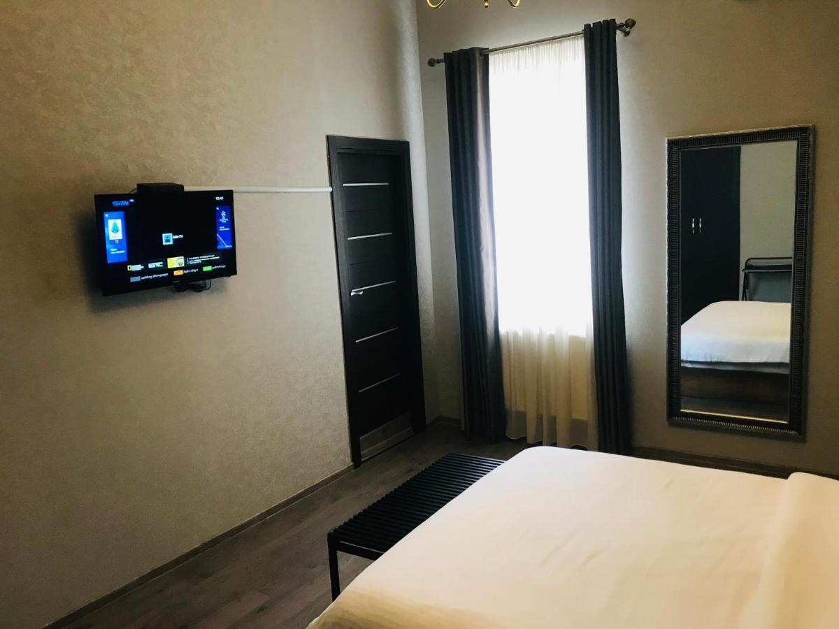 2Nd Floor Hotel 트빌리시 외부 사진