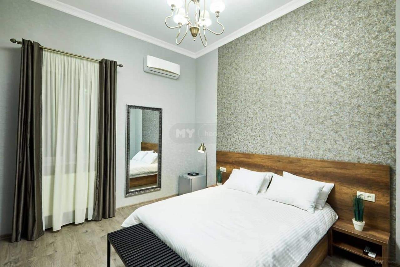 2Nd Floor Hotel 트빌리시 외부 사진