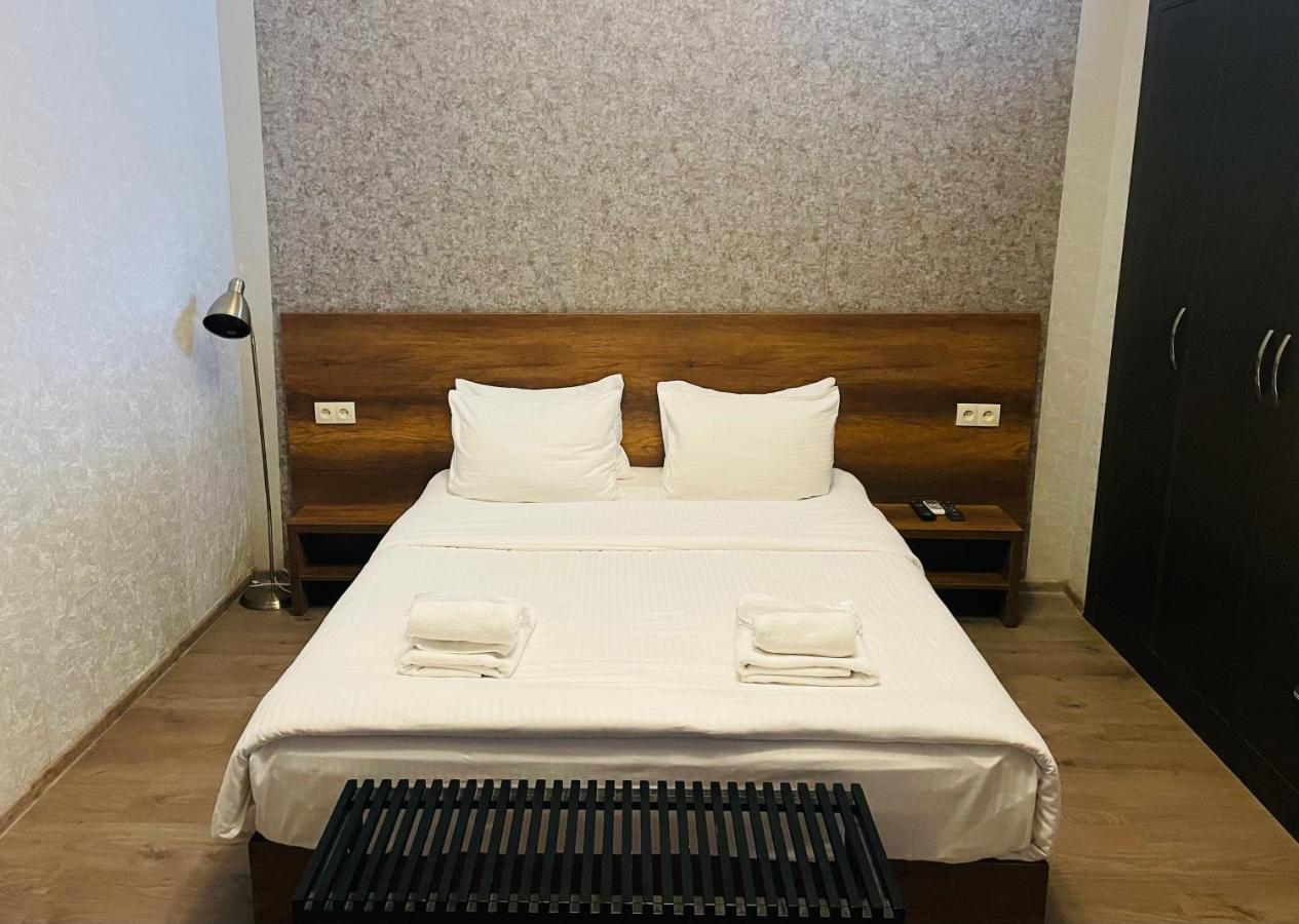 2Nd Floor Hotel 트빌리시 외부 사진